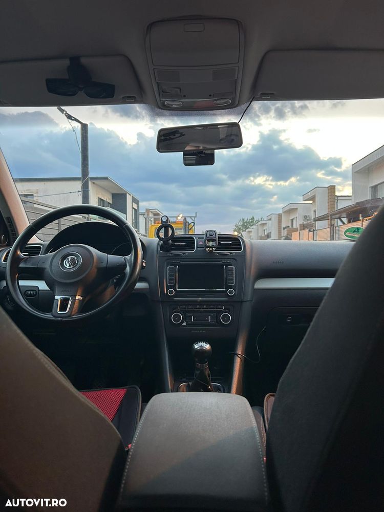 Volkswagen Golf 2.0 TDI Comfortline 4Motion - 13