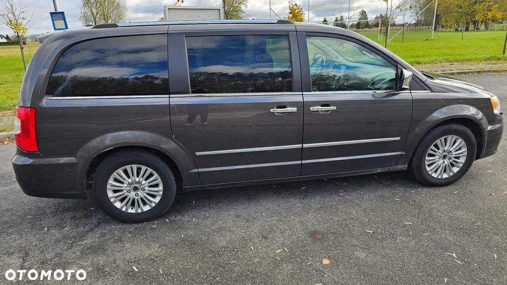 Lancia Voyager 2.8 Multijet 16v Platinum - 5