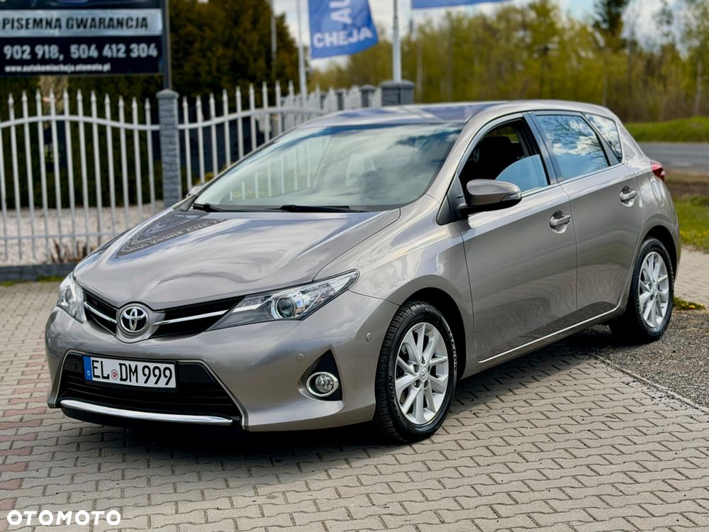 Toyota Auris 1.4 D-4D Life Plus - 4
