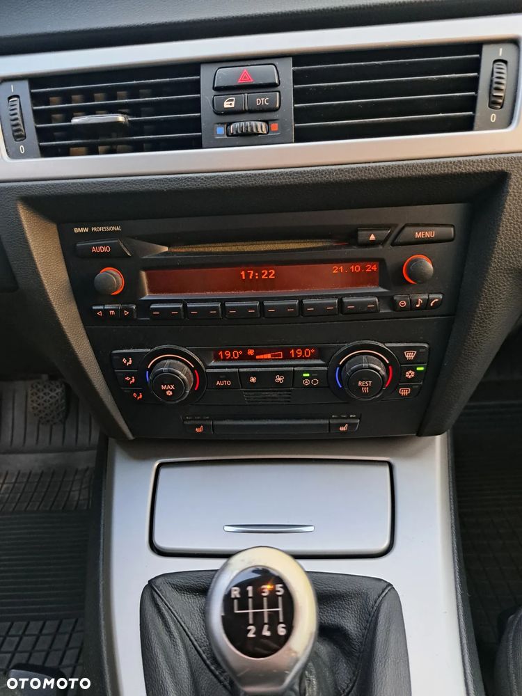 BMW Seria 3 320d - 3