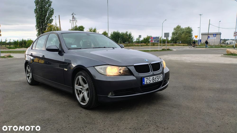 BMW Seria 3 320d - 4