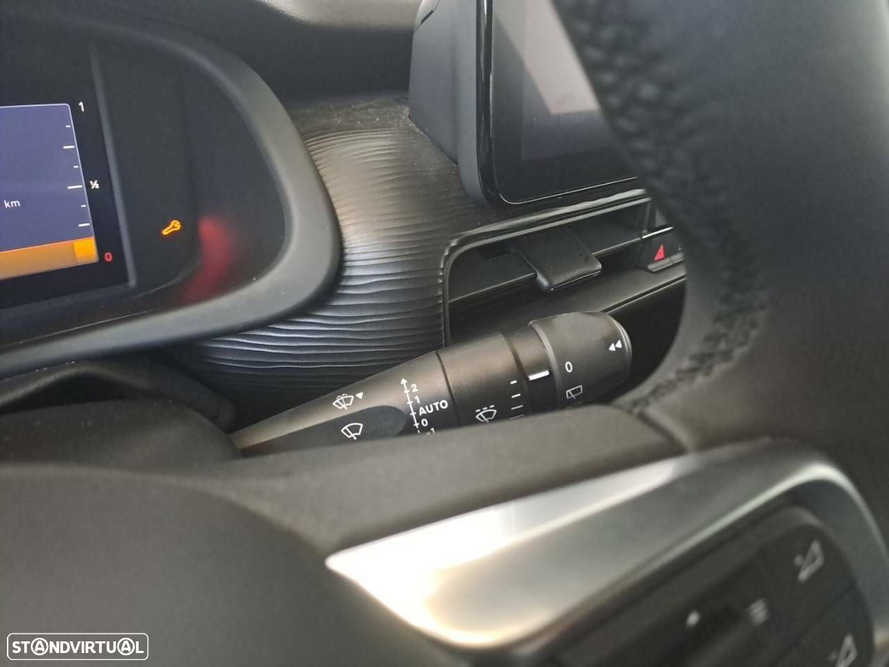 Jeep Avenger 1.2 GSE T3 Altitude - 15
