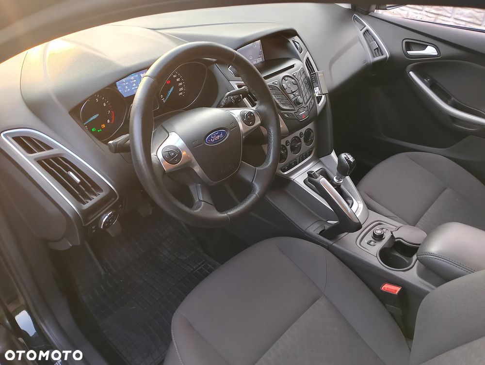 Ford Focus - 14