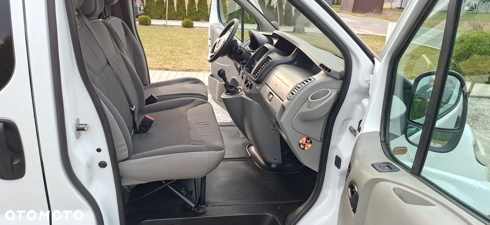 Opel Vivaro - 21
