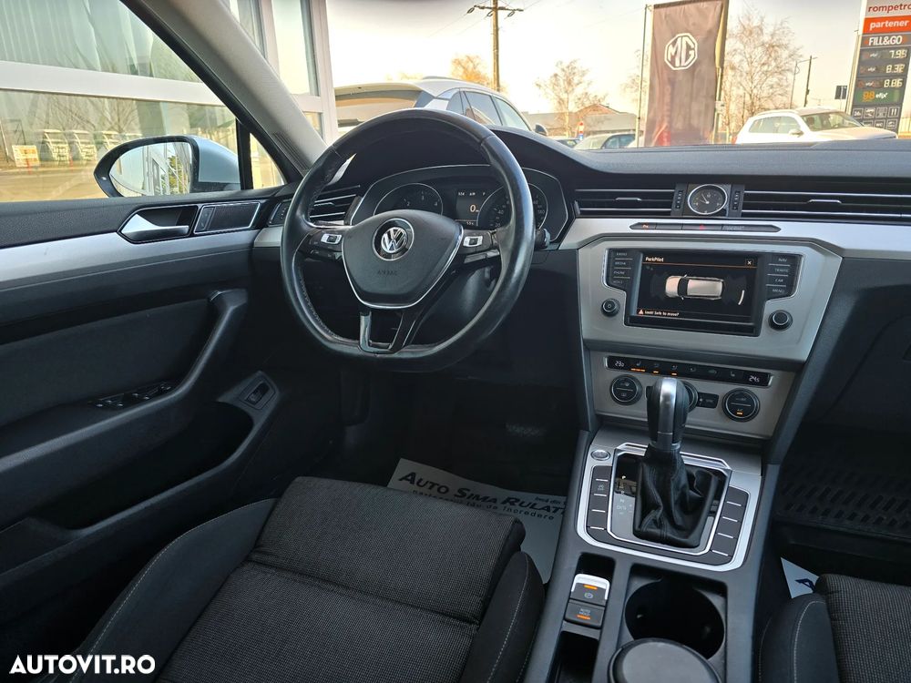 Volkswagen Passat - 18