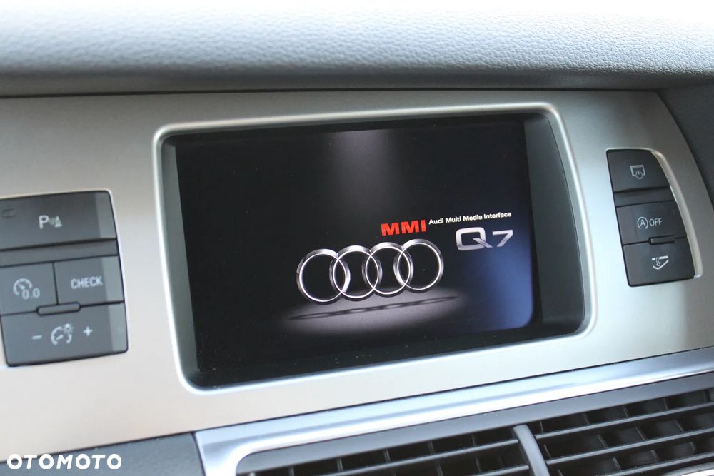 Audi Q7 3.0 TDI DPF Quattro Progressive Tiptr - 23