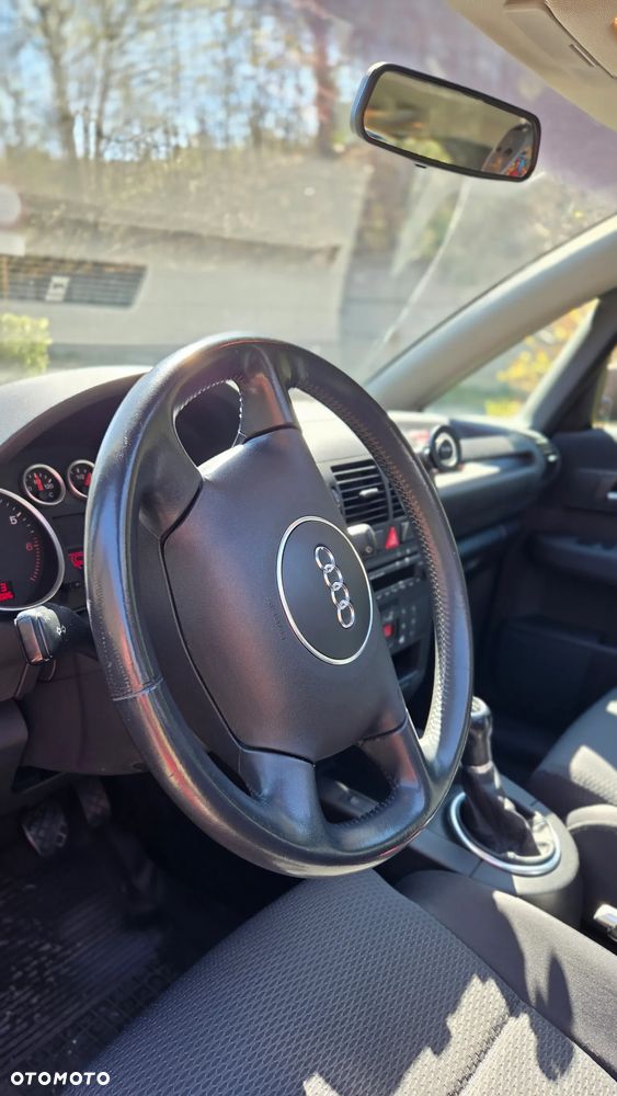 Audi A2 - 16