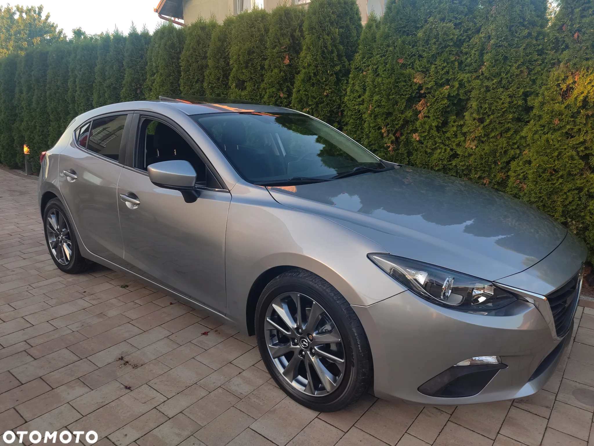 Mazda 3 - 8