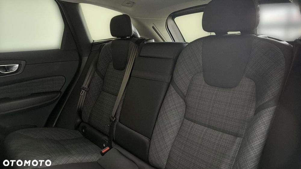 Volvo XC 60 B4 D AWD Core - 17