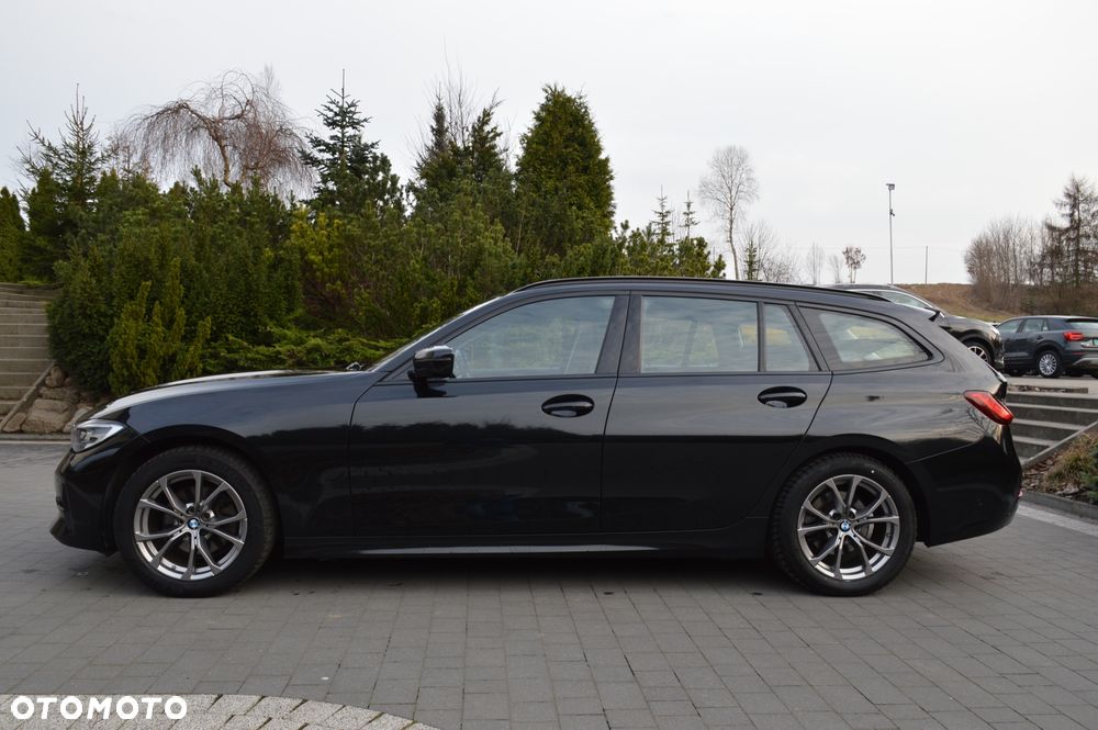 BMW Seria 3 320d Sport Line Shadow - 3