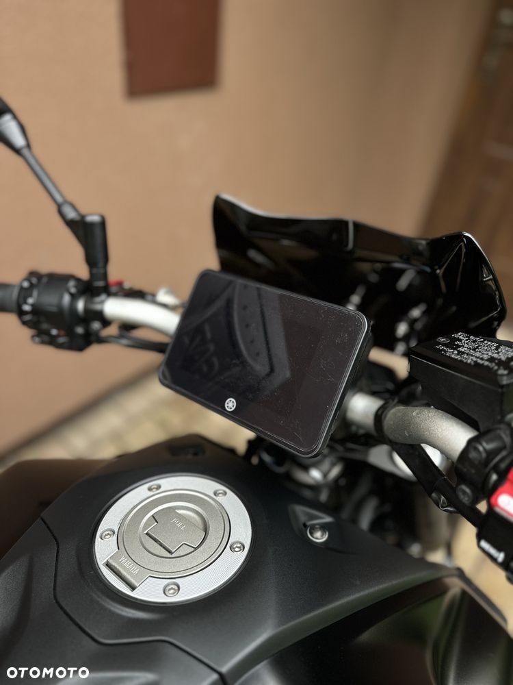 Yamaha MT - 21