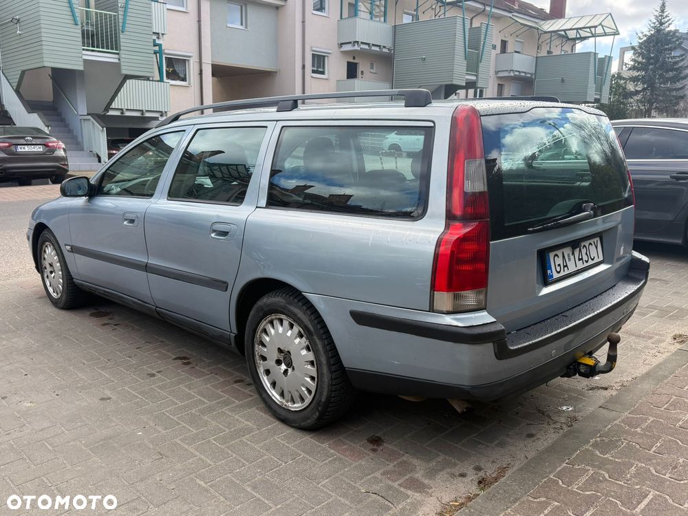 Volvo V70 2.4 T - 15