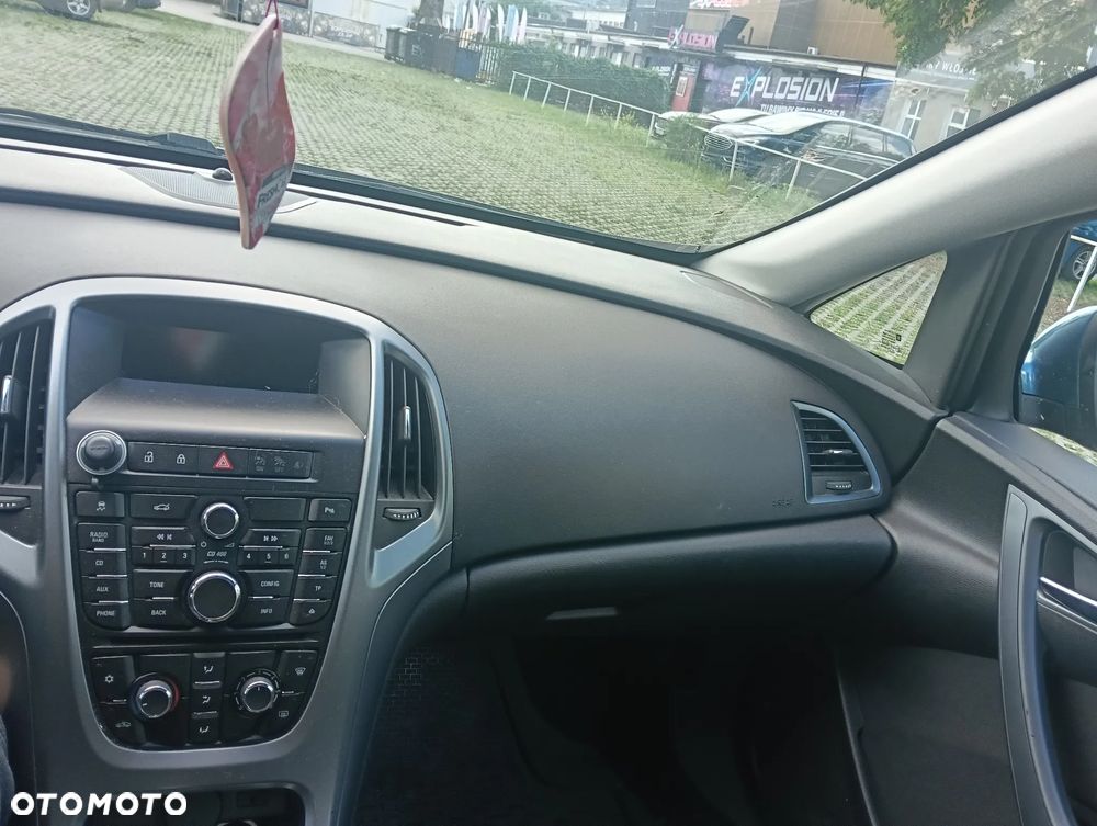 Opel Astra 1.6 Enjoy - 11