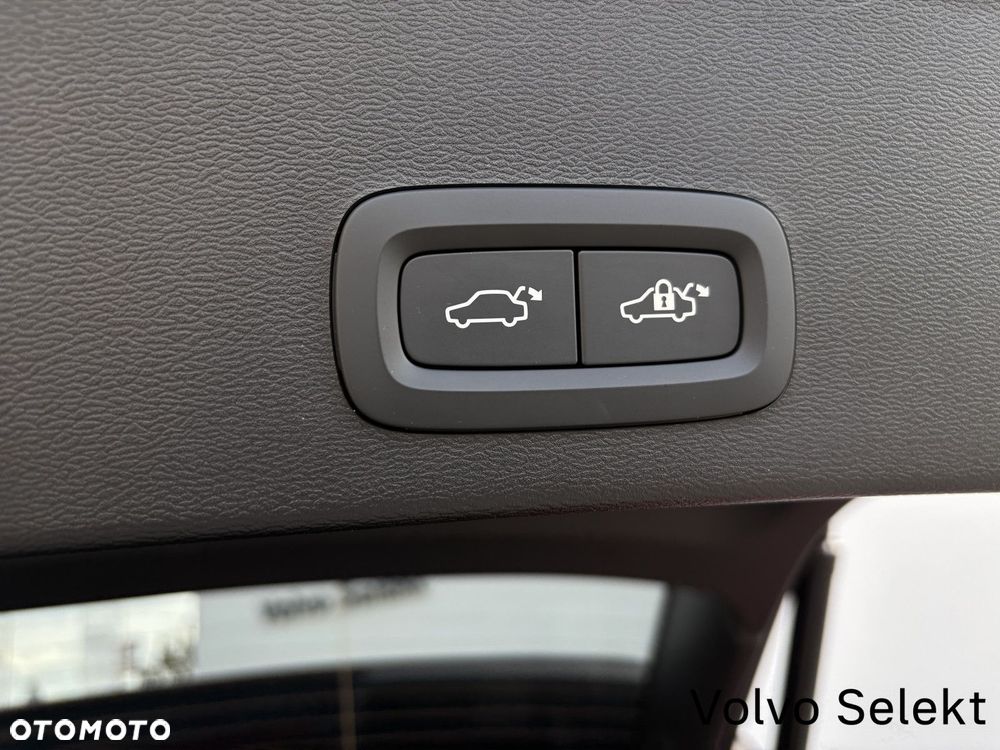 Volvo XC 40 - 24