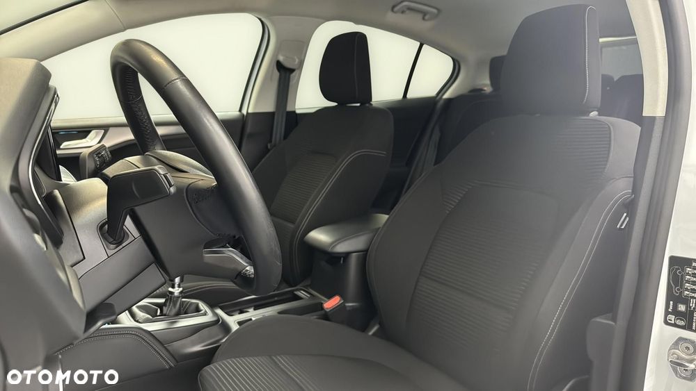 Ford Focus 1.0 EcoBoost Titanium X - 12