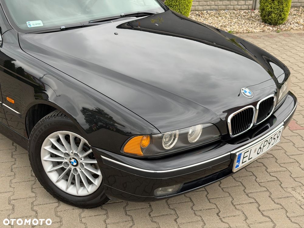 BMW Seria 5 520i - 10