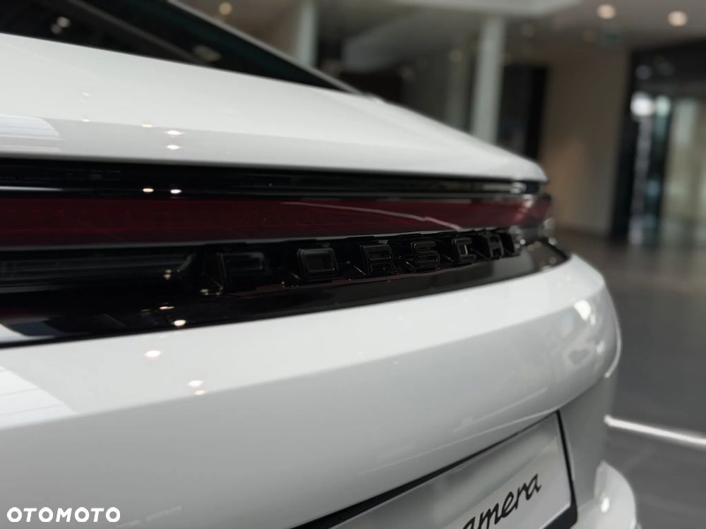 Porsche Panamera - 12