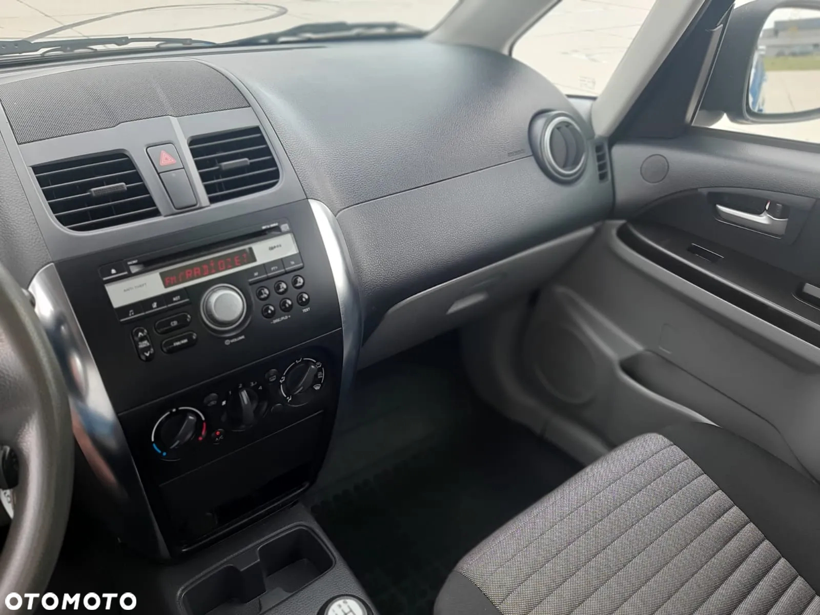 Suzuki SX4 1.6 Comfort Plus 4WD - 26