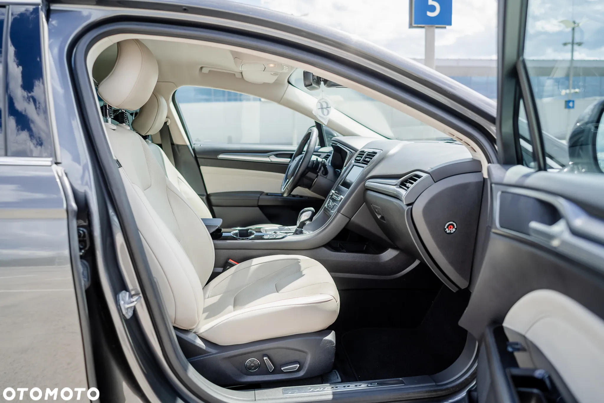 Ford Mondeo 2.0 TDCi Edition PowerShift - 10