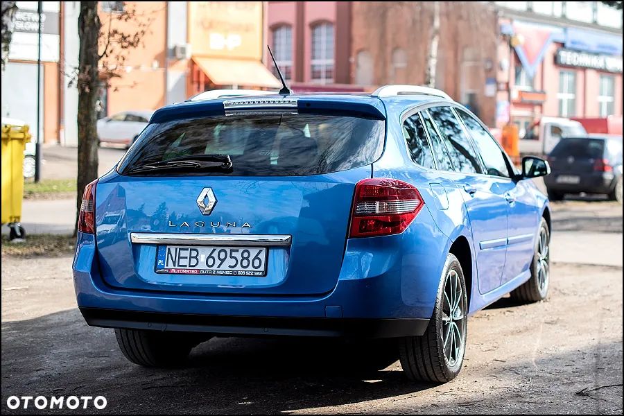 Renault Laguna dCi 110 FAP Sportway - 10