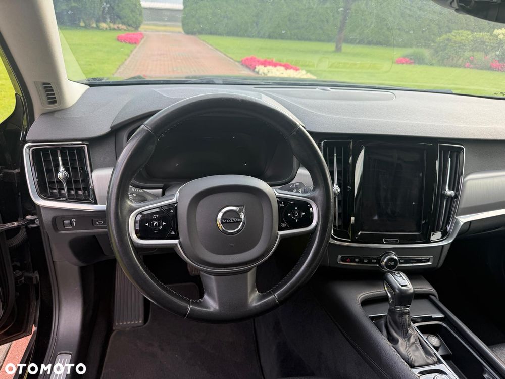 Volvo V90 D3 Geartronic Momentum - 16