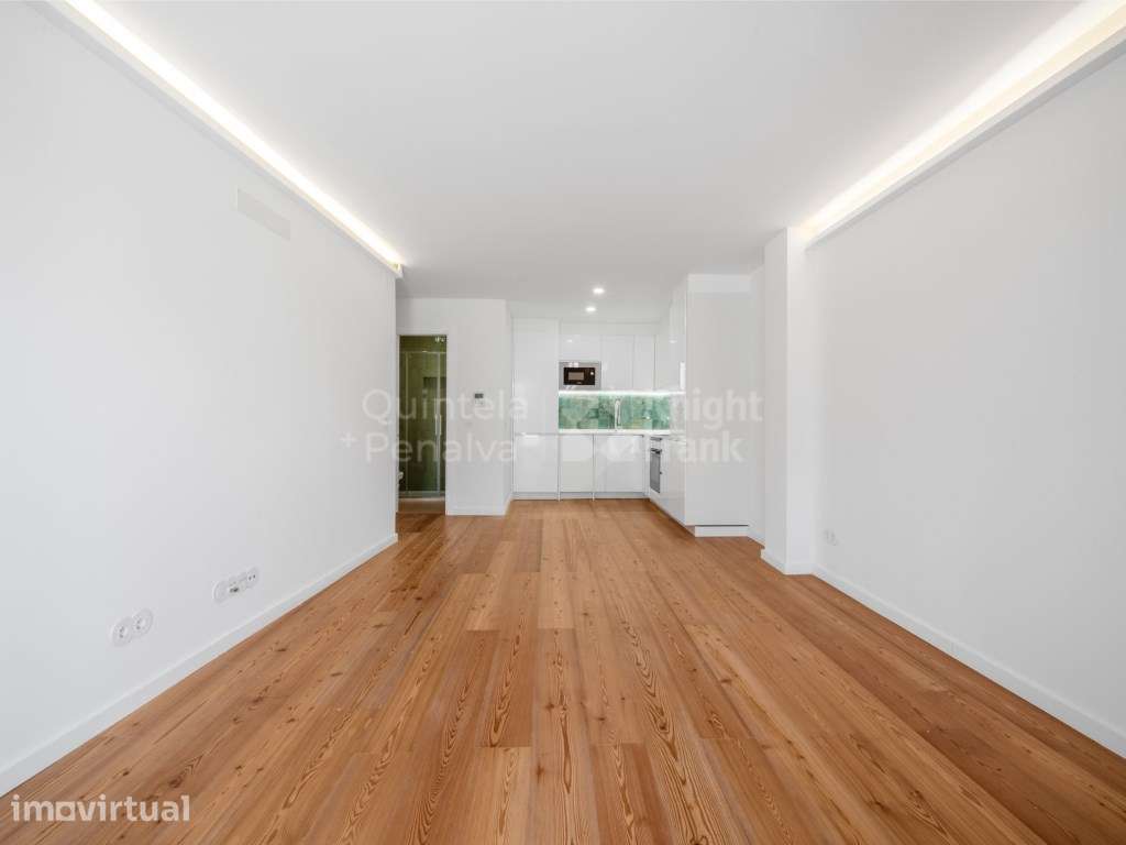 Apartamento T2 totalmente recuperado para venda em Lisboa - Grande imagem: 5/22