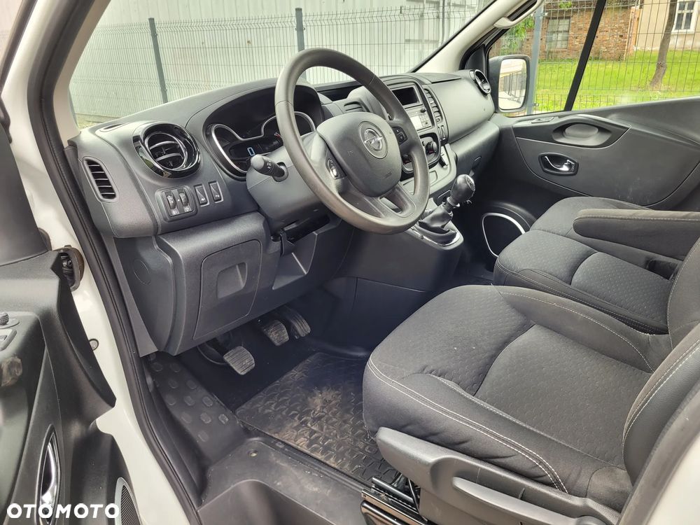 Opel Vivaro - 7