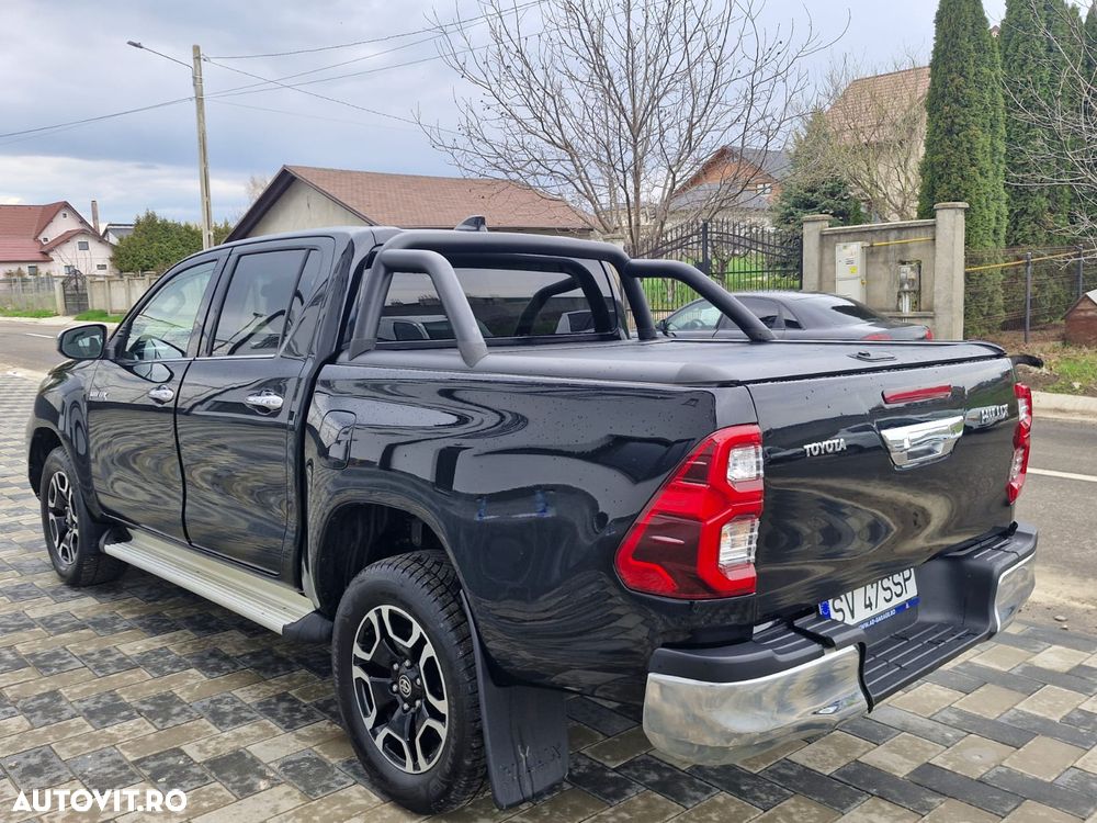 Toyota Hilux 2.8D 204CP 4x4 Double Cab AT Executive - 3