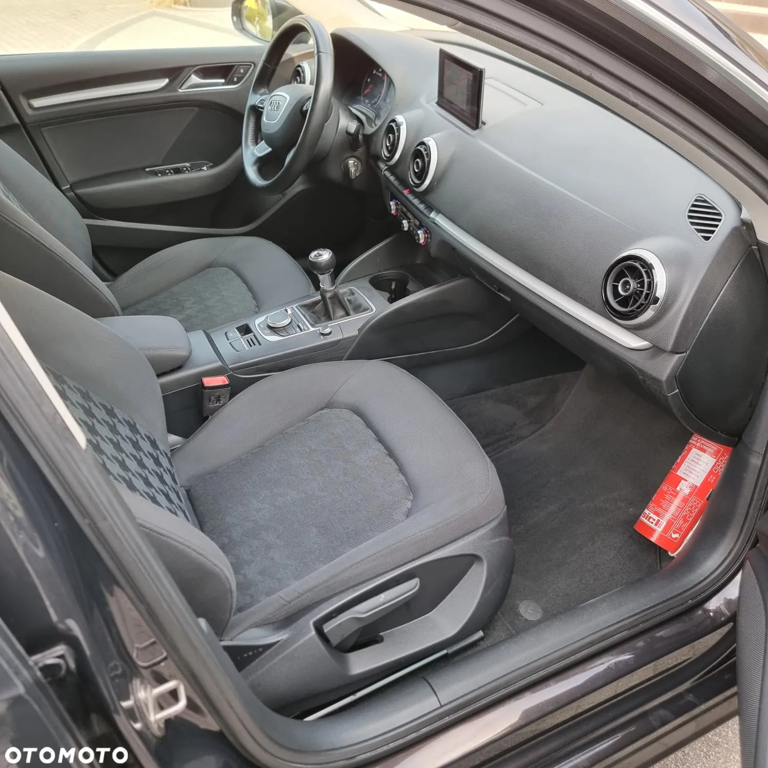 Audi A3 1.6 TDI Sportback ultra Attraction - 21
