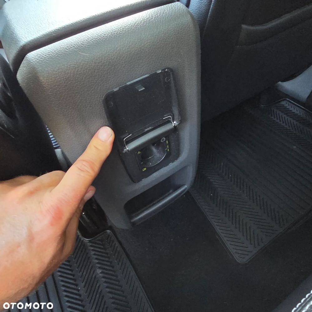Ford Kuga 2.0 TDCi 4x4 Titanium - 19