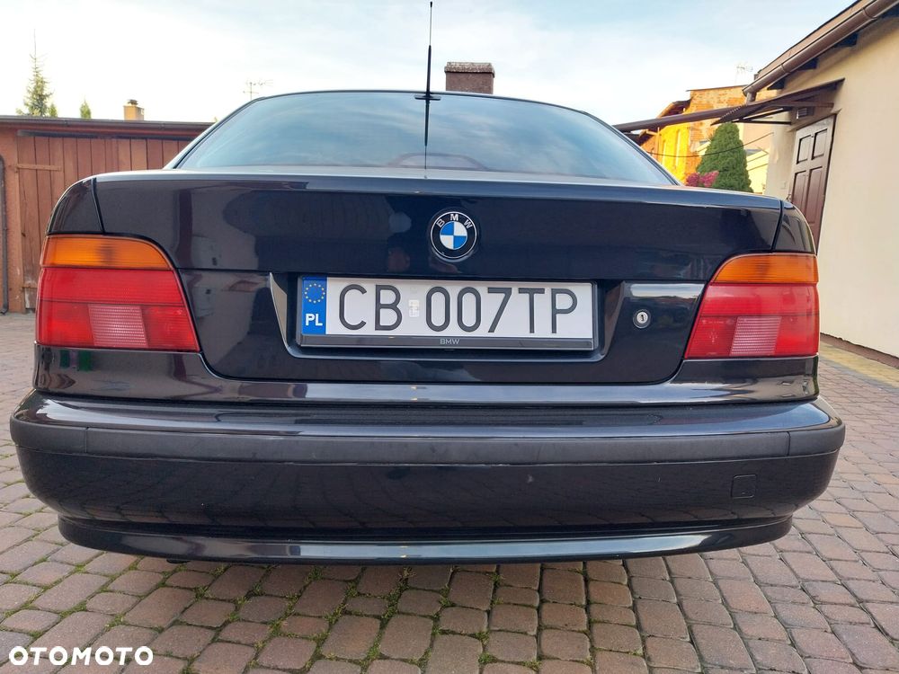 BMW Seria 5 523i - 9