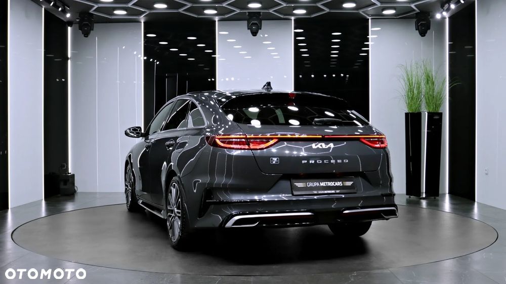 Kia ProCeed - 7