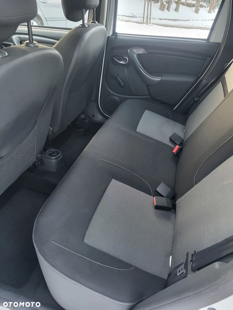 Dacia Duster dCi 110 FAP 4x2 Urban Explorer - 12