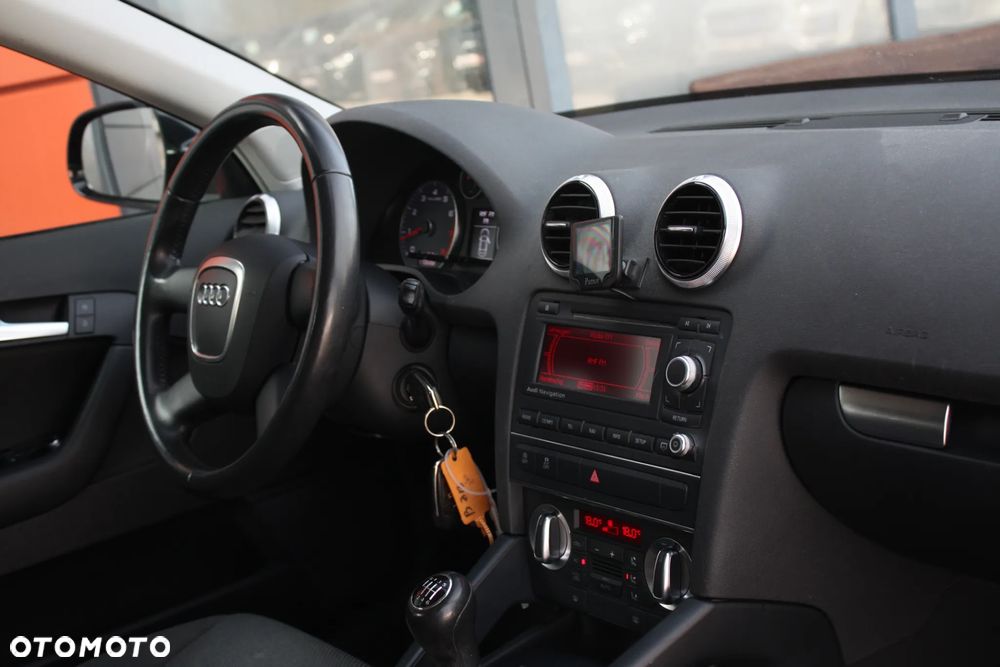 Audi A3 Sportback 1.4 TFSI Ambition - 18