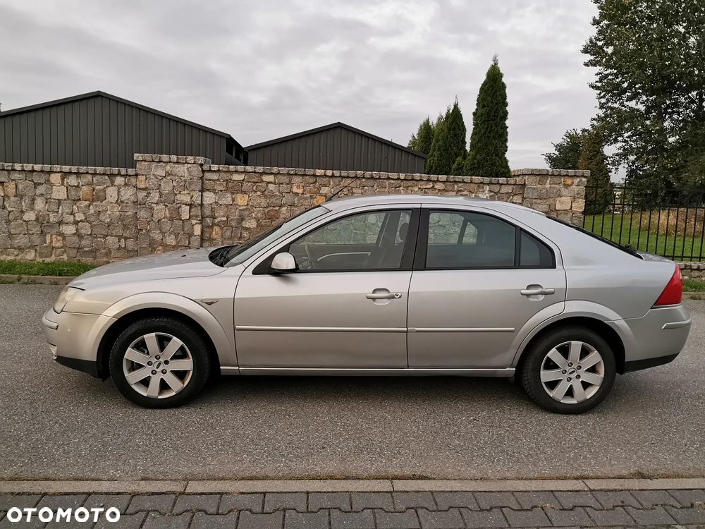 Ford Mondeo 1.8 Viva - 12