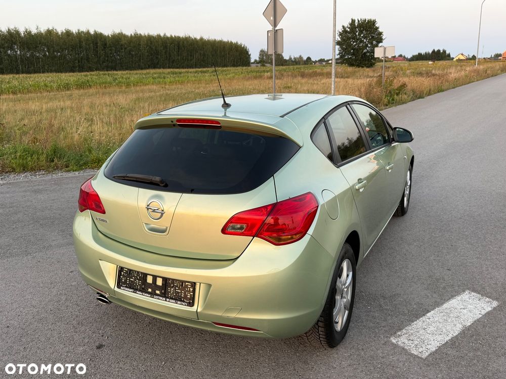 Opel Astra 1.4 Turbo - 5