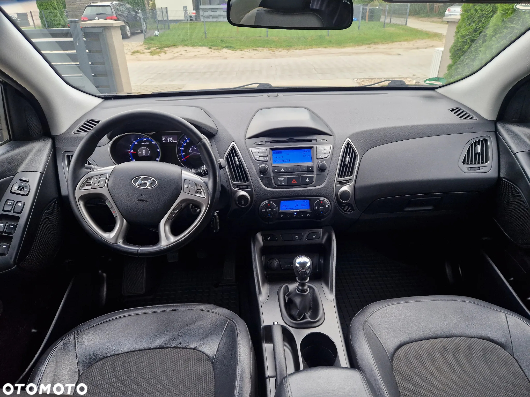 Hyundai ix35 1.7 CRDi 2WD UEFA EURO 2012 Edition - 4