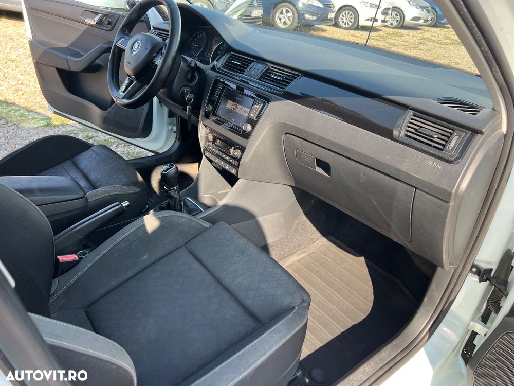 Skoda RAPID 1.6 TDI Ambition - 15