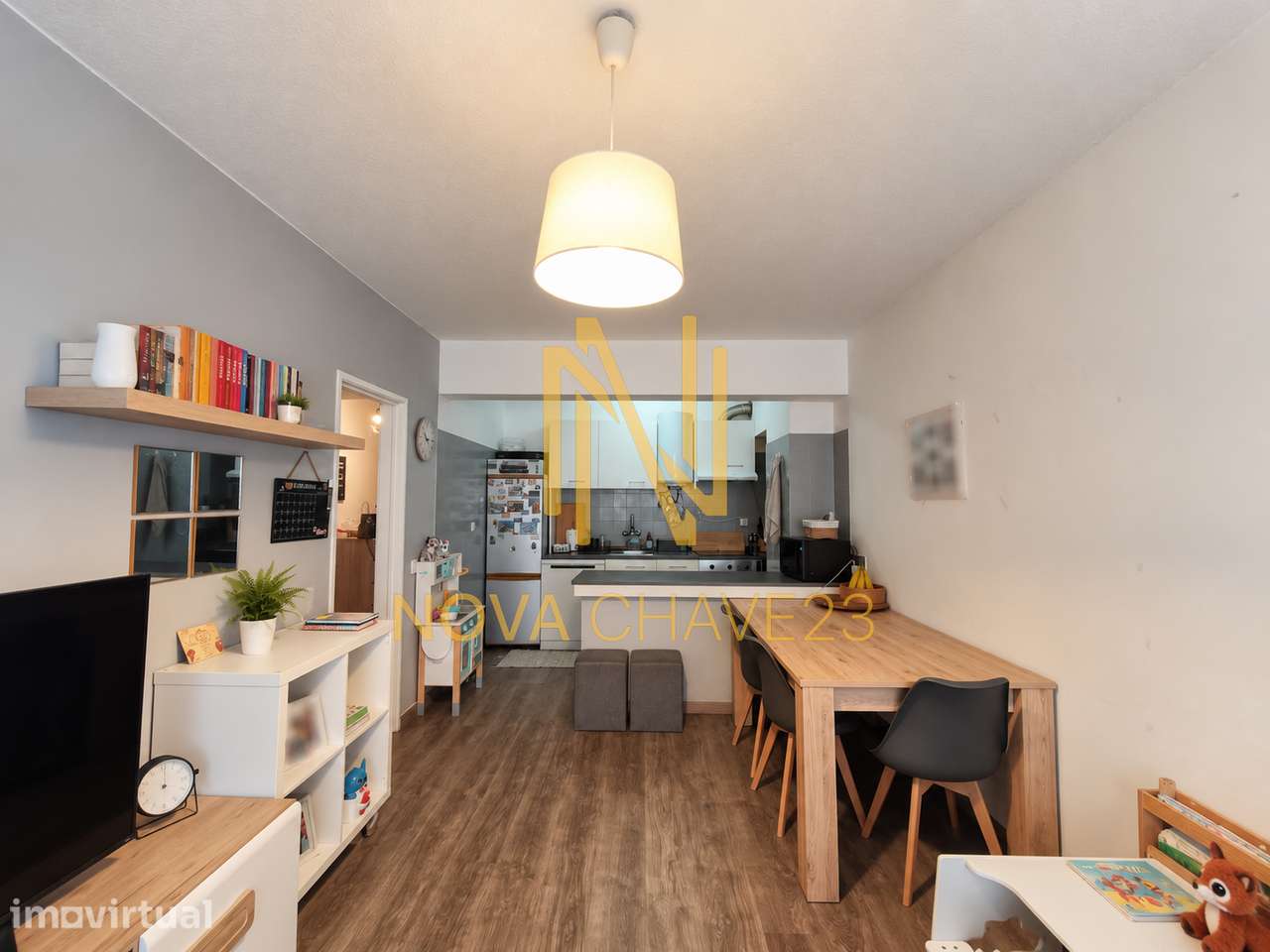 Apartamento T1 na Rinchoa – 55 m² | Cozinha e Sala em Open Space - Grande imagem: 3/17