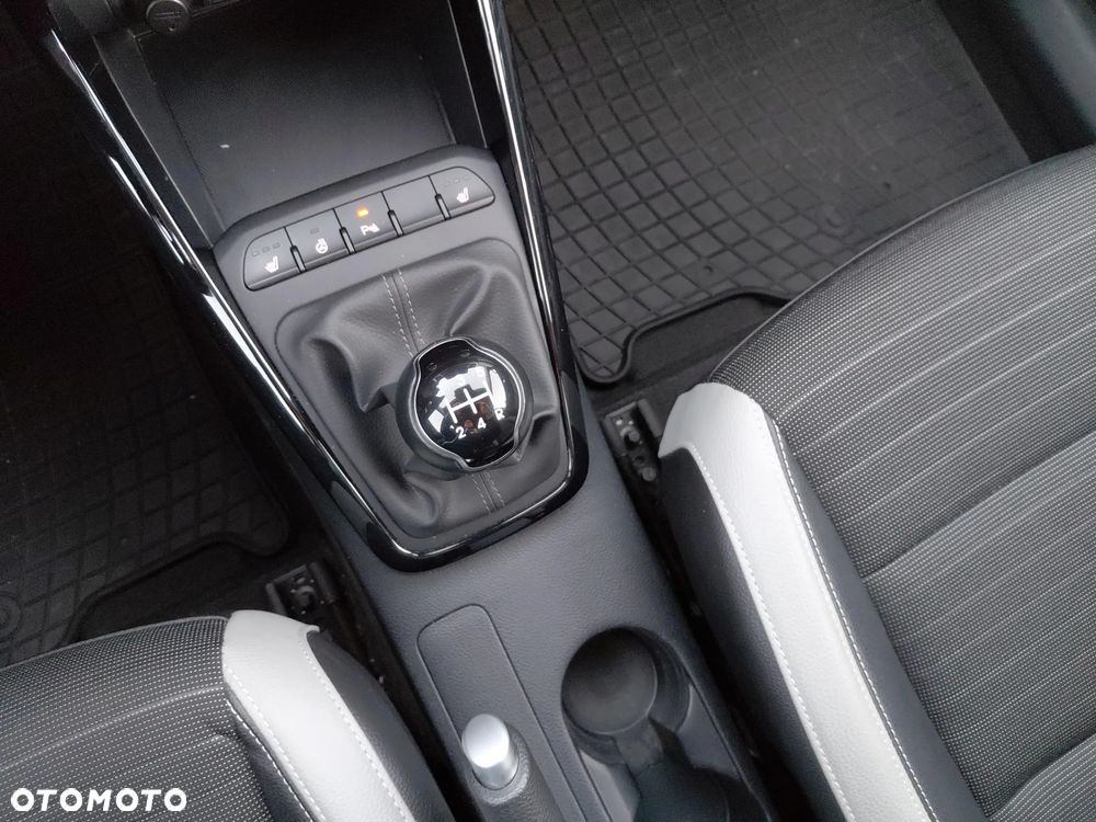 Kia Stonic 1.2 L - 15