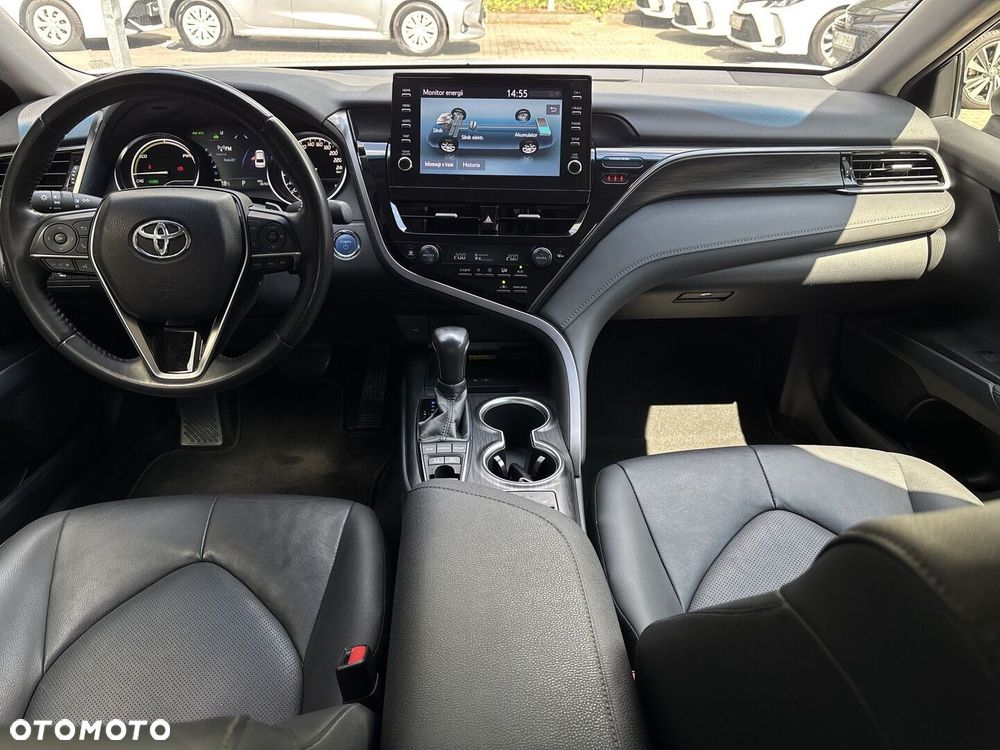 Toyota Camry 2.5 Hybrid Executive CVT - 3