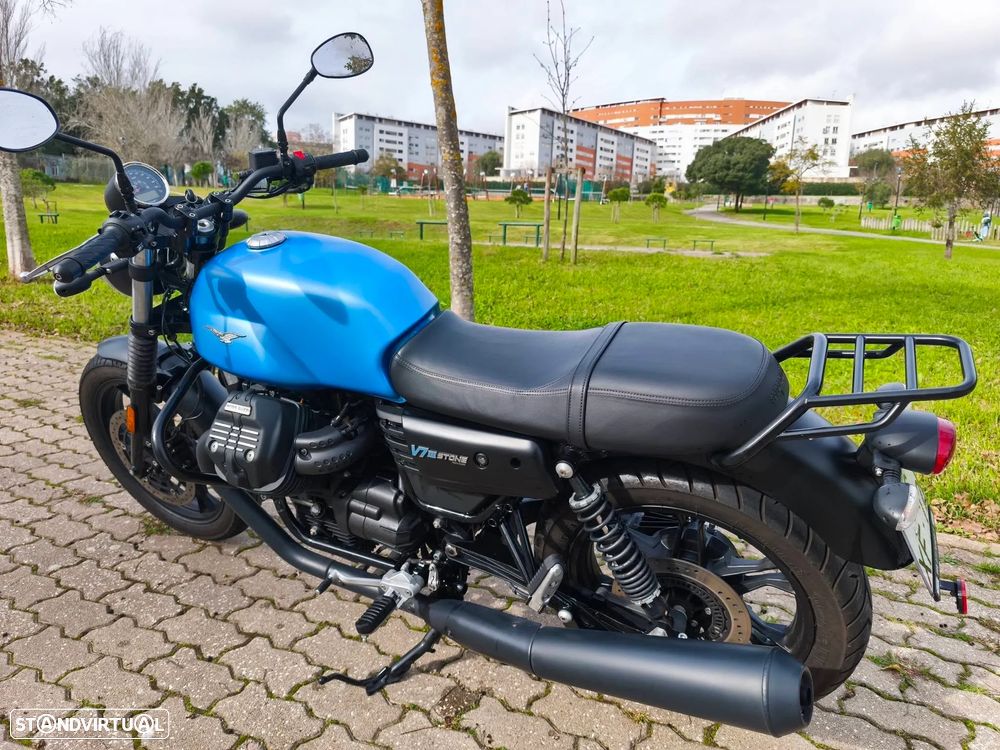 Moto Guzzi V7 750 Stone - 7