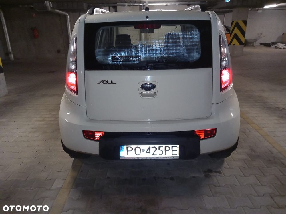 Kia Soul 1.6 L - 5