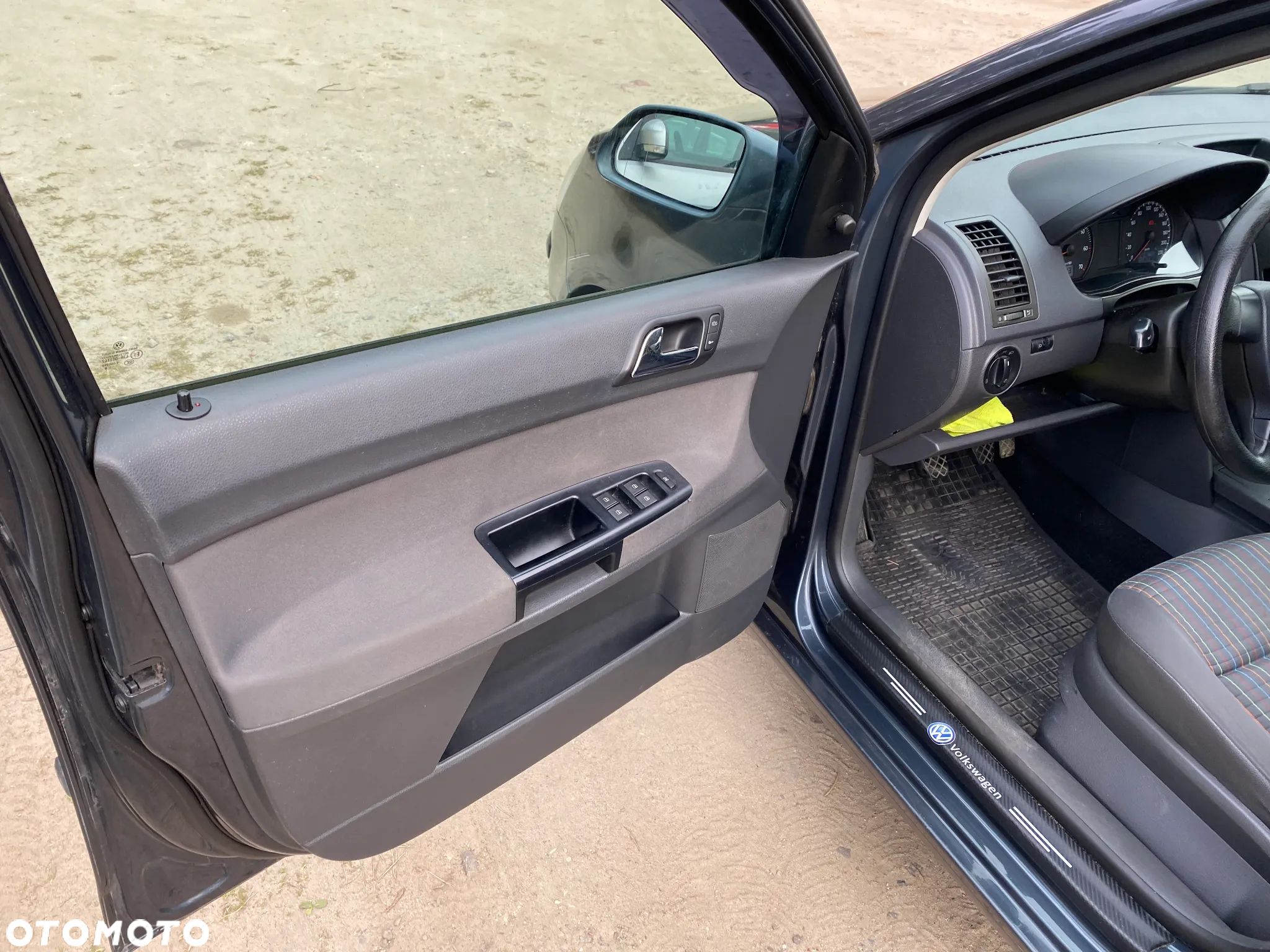Volkswagen Polo 1.2 12V Comfortline - 17