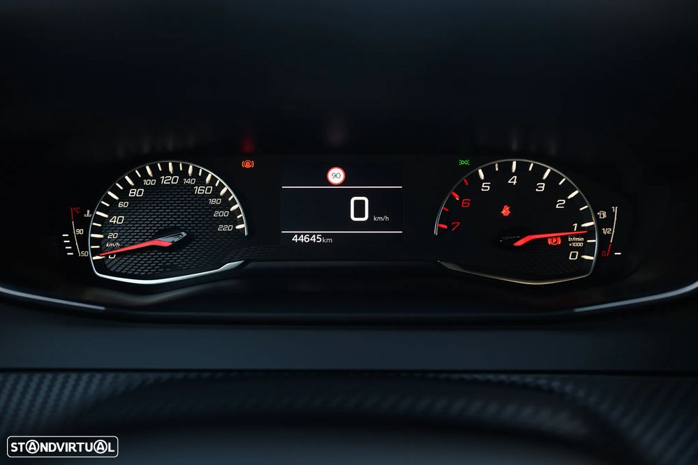 Peugeot 2008 1.2 PureTech Allure Pack - 26