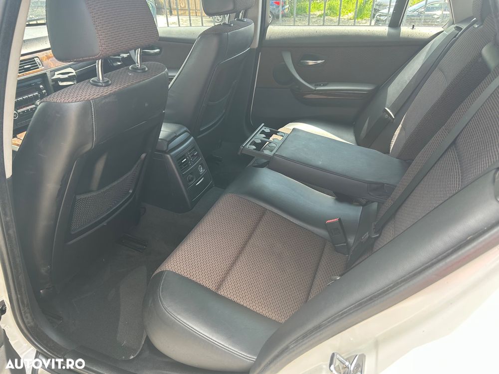 BMW Seria 3 320d DPF - 13