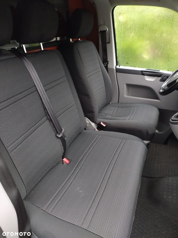Volkswagen Transporter - 24