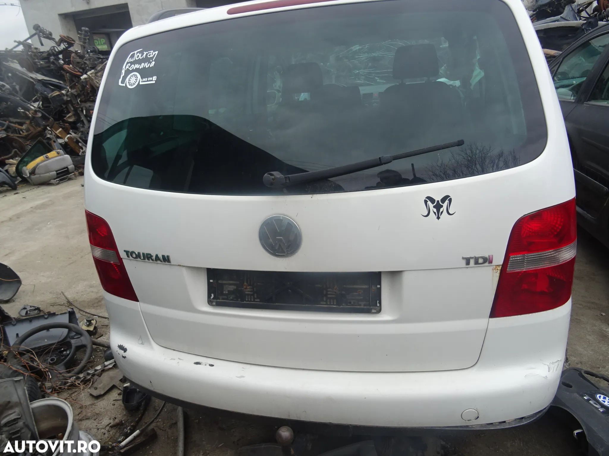Dezmembram Volkswagen Touran din 2007, 1.9 TDI cod motor: BXE - 1