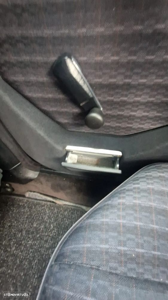 Mercedes-Benz 200 ver-d - 21