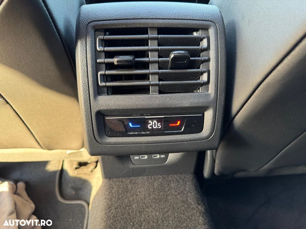 Volkswagen Golf - 13